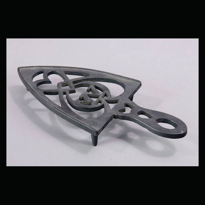 Trivet