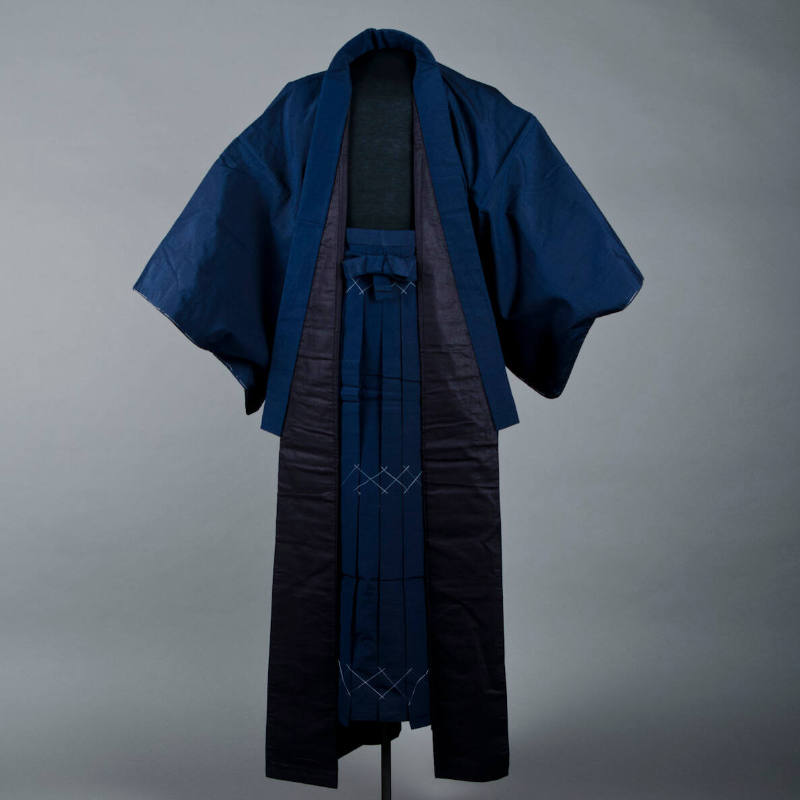 Men's formal winter outfit for tea ceremony