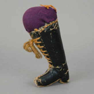 Boot pin cushion
