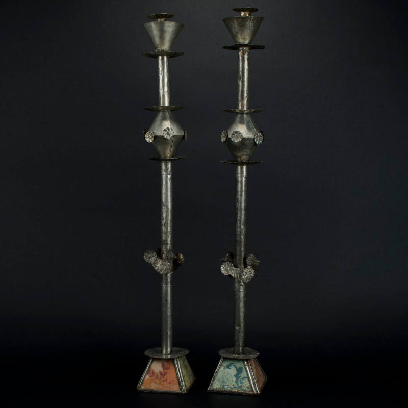 Pair of candlesticks