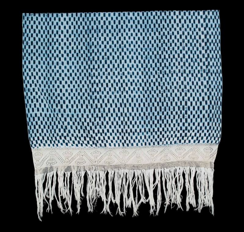 Woman's shawl (Paño)