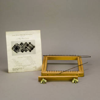 Nellie Bee weaving loom