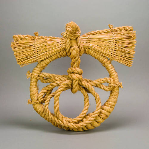 New Year's Ornament ("Shimenawa")