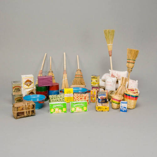 Miniature goods for Ekeko