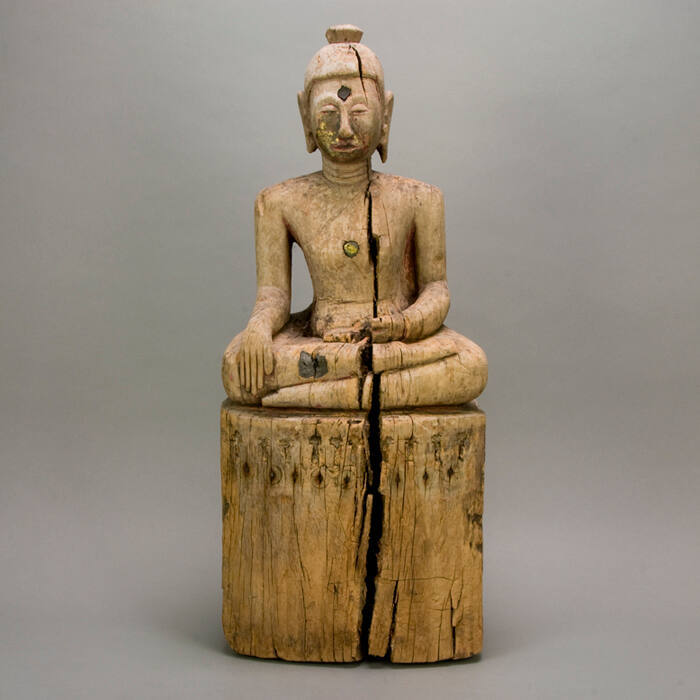 Buddha in Bhumisparsha mudra