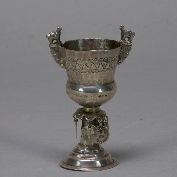 Ceremonial drinking cup (copa challadora)