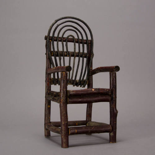 Bent wood folk chair