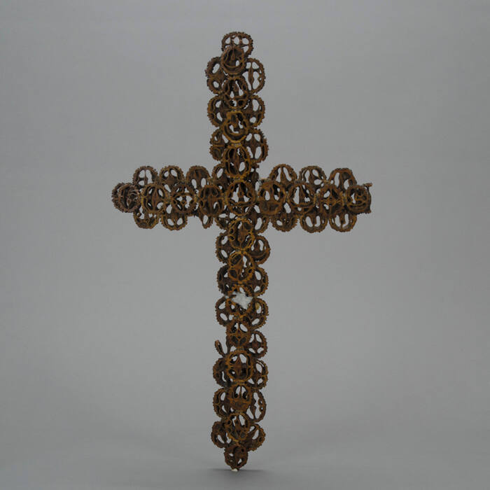 Walnut shell cross