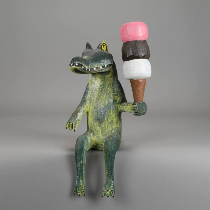 Alligator with Ice Cream Cone