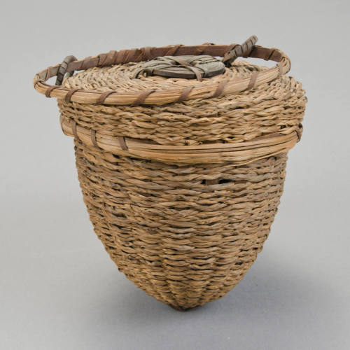 Acorn Basket