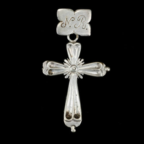 Cross pendant