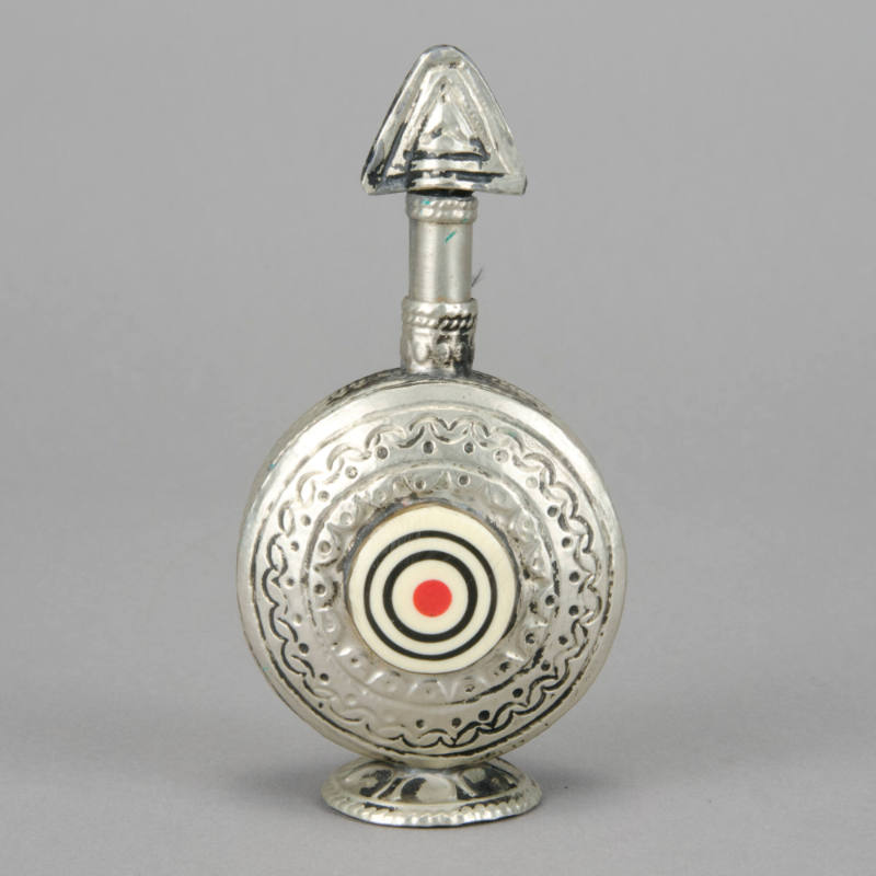 Kohl container