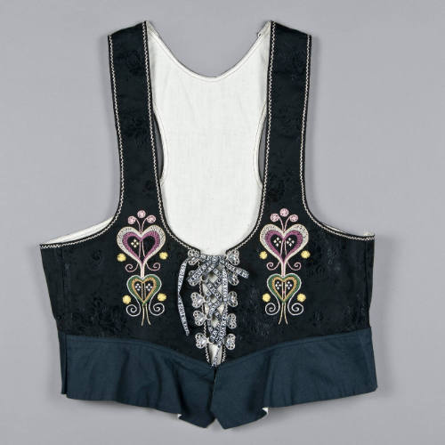Svart sidenliv (black silk bodice)