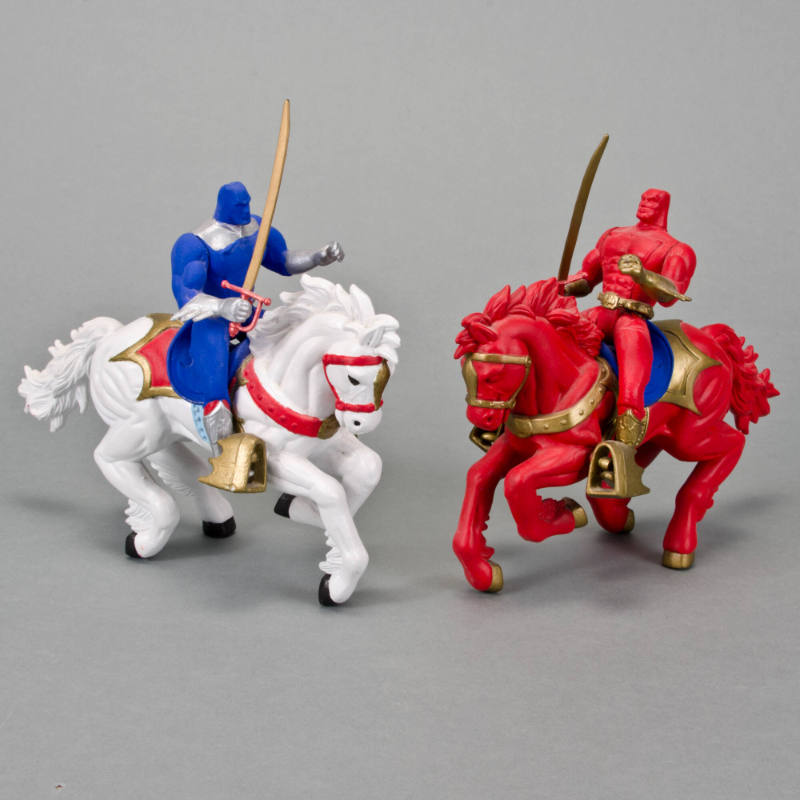 Ogou and Sain Jacques Majeur figures on horseback