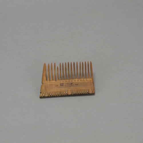 Comb