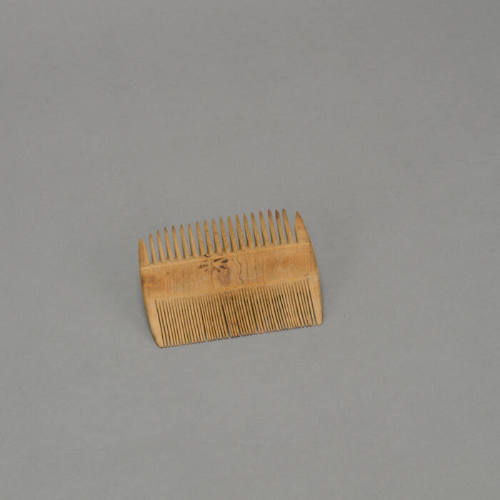 Comb