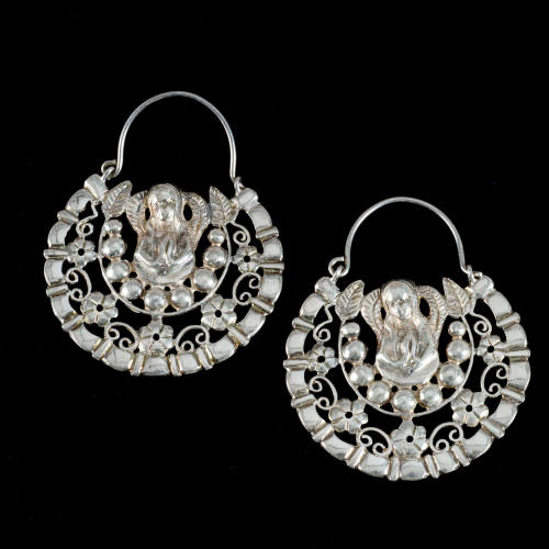 Filigree earrings