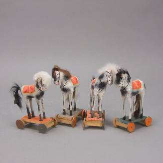 Pull-toy, horses