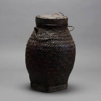 Storage basket