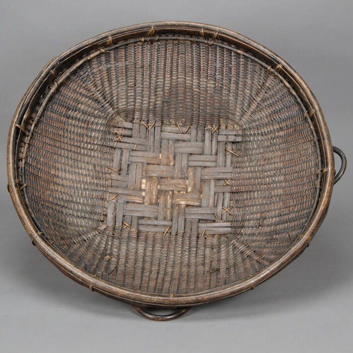 Basket, shallow bowl