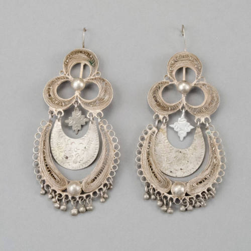 Earrings, crescent filigree